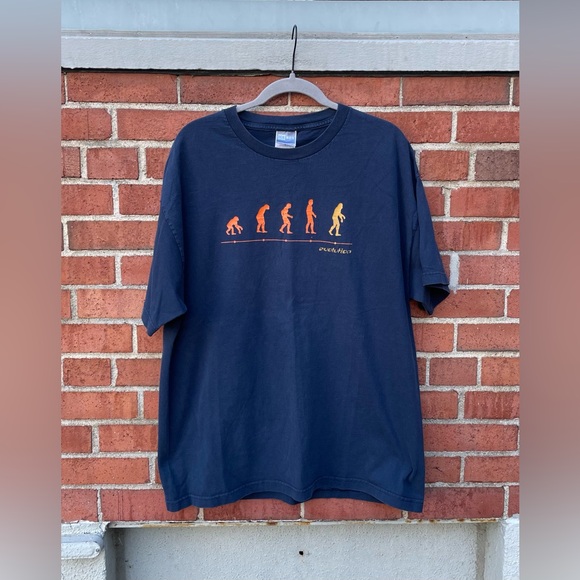 Vintage Ice Box Evolution Of Man Into Bigfoot Humor T Shirt Size Large Navy Blue - Picture 1 of 5